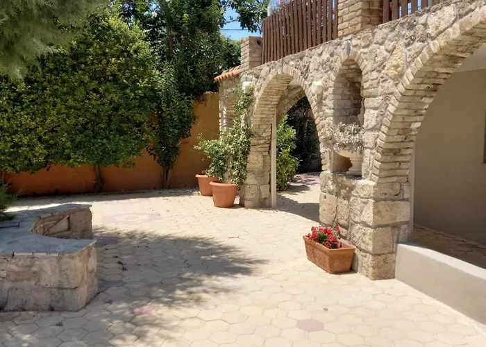 Ianos Living Spaces - 03 شقة *